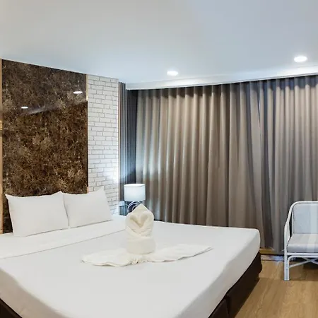 Hotel Pattaya Beach-2
